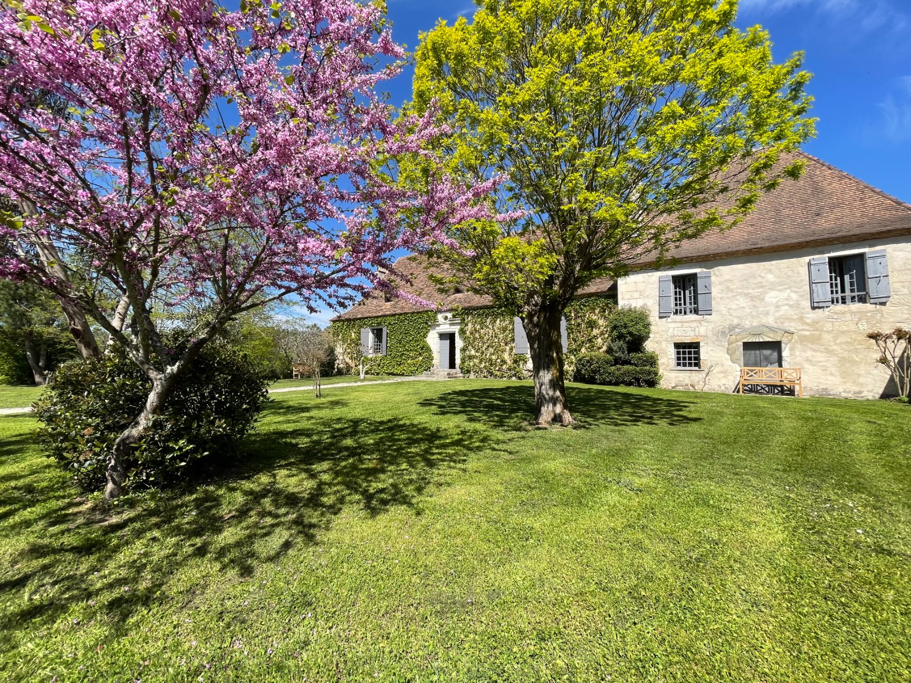 La Chartreuse de Bontemps, maison de famille périgourdine à Issac (8)
